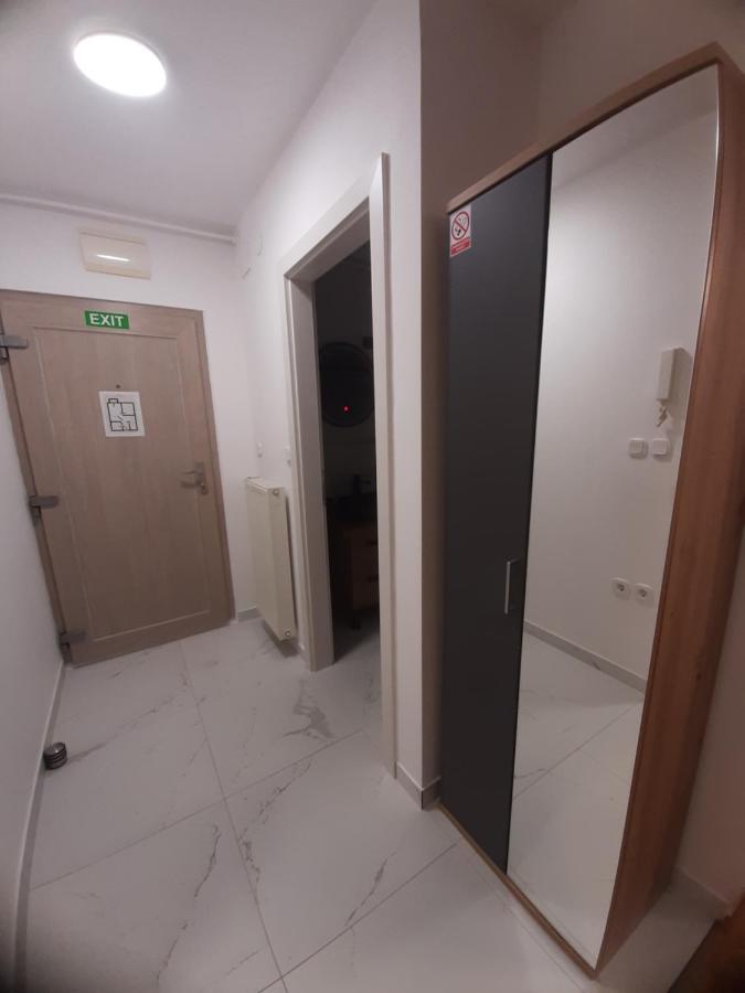 Apartment Relax With Infrared Sunshower Varaždin Eksteriør billede